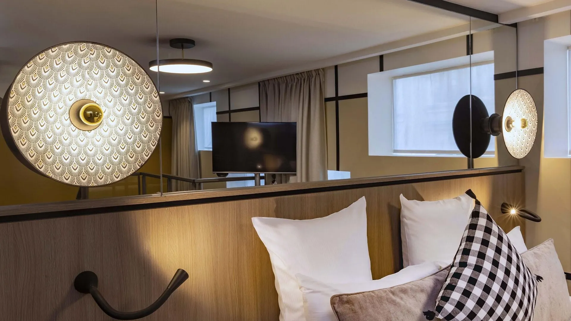 Hotel Opera Liege 4*