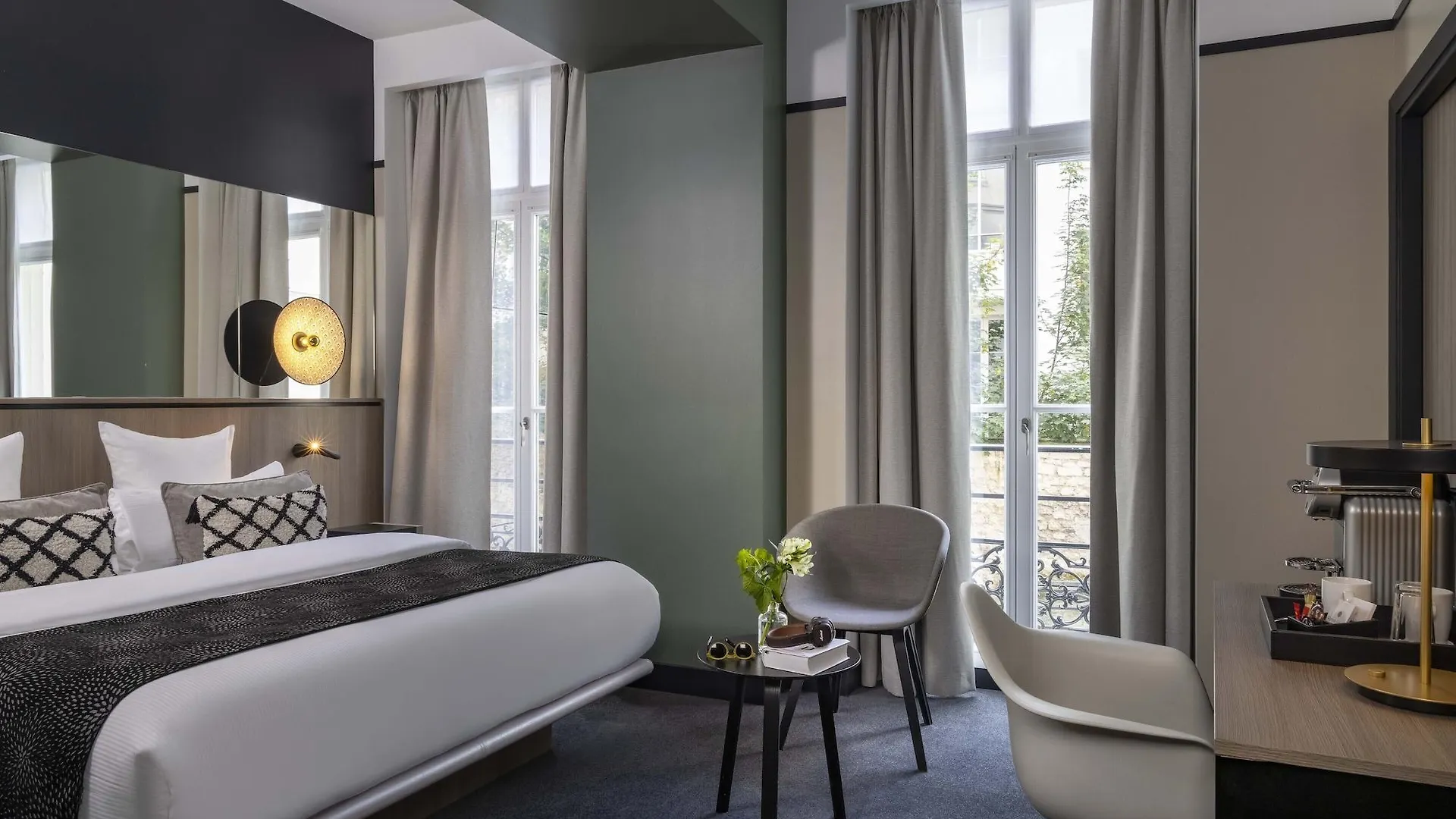 Hotel Opera Liege 4*